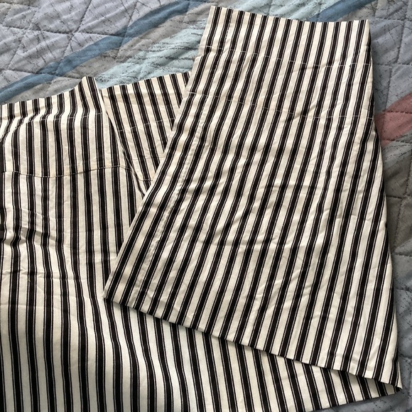 Black & white striped valance (set of 2) - Picture 9 of 9